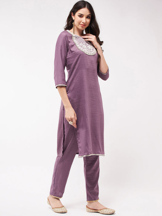 Festive Embroidered Round Neck-Patch Kurta With Laces