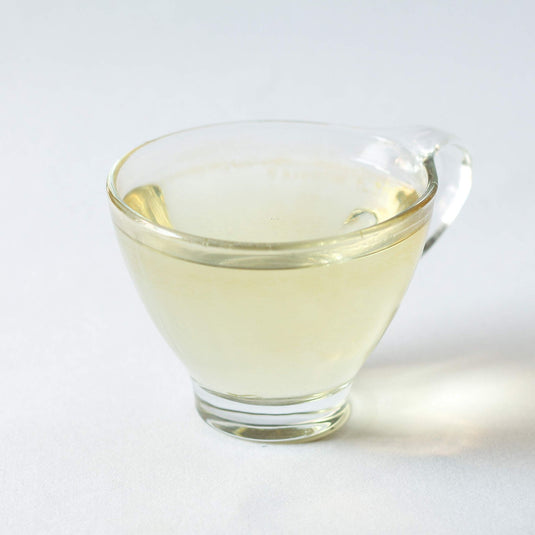 Teafloor Silver Buds Darjeeling White Tea | Natural Organic Tea | Maintains Glow of Skin and Rejuvenates Body Immune System | Low Caffeine Tea | Single Estate Tea , Darjeeling