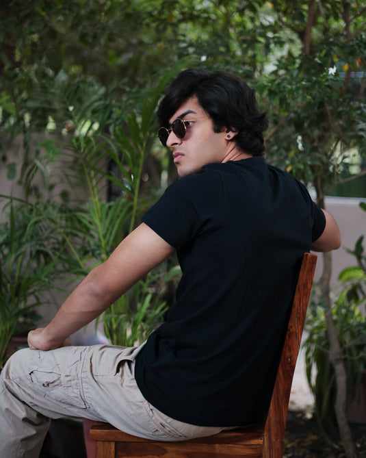 Clean Black Crew Neck T-Shirt