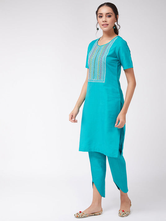 Straight Fit Embroidered Kurta With Stylish V-Cut Pants