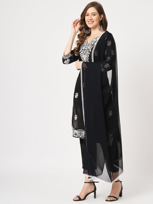 Embroidered Kurta With Matching Pants And Lace Detailed Dupatta Set