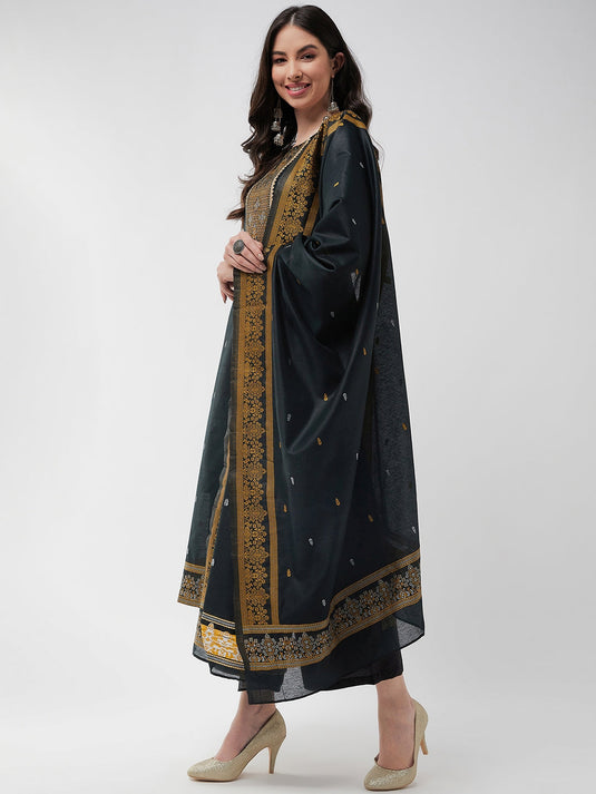 Festive Jacquard Neck Patch Kurta With Dupatta And Matching Pants