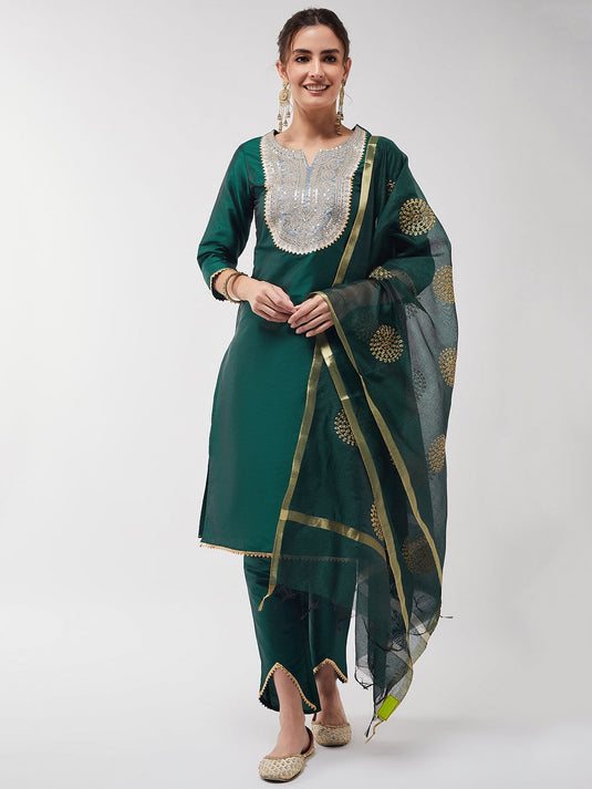 Festive Solid Lace Yoke Kurta With Matching Dupatta And Pant Set