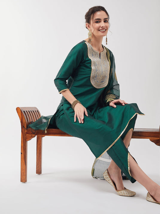 Festive Solid Lace Yoke Kurta With Matching Dupatta And Pant Set