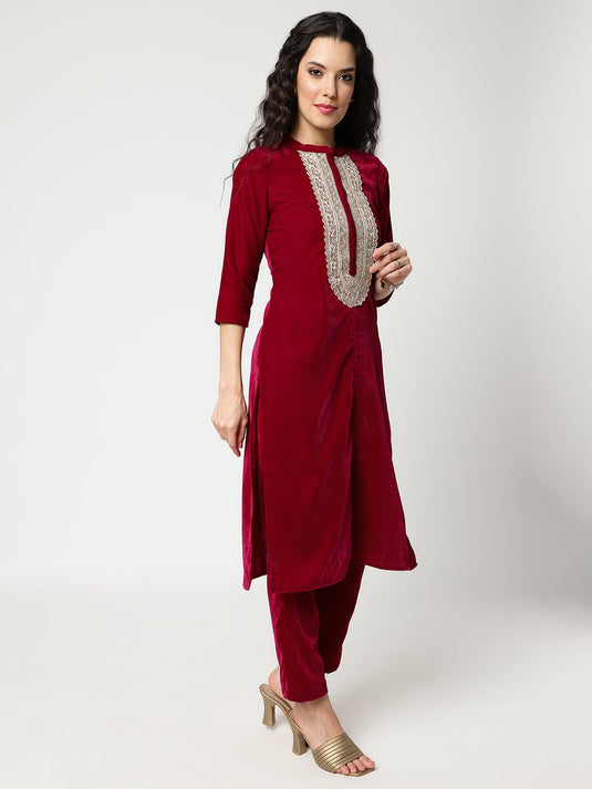 Velvet U-Shape Lace Patch Kurta With Straight Pant Set