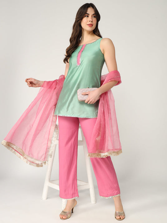 Sleeveless Short Kurta With Laces And Straight Pant Having Matching Dupatta Set With Lace Details