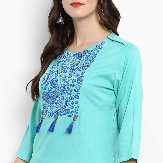 Pannkh Women's Embroidered Yoke Kurta