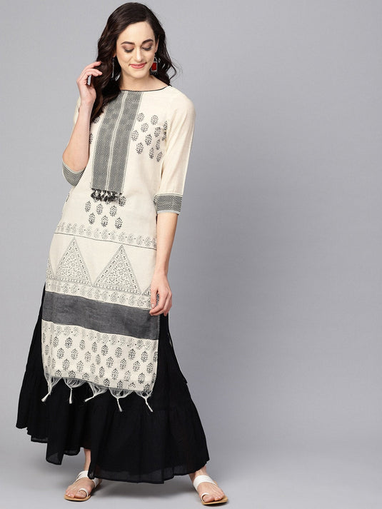 Straight Fit  Border Kurta