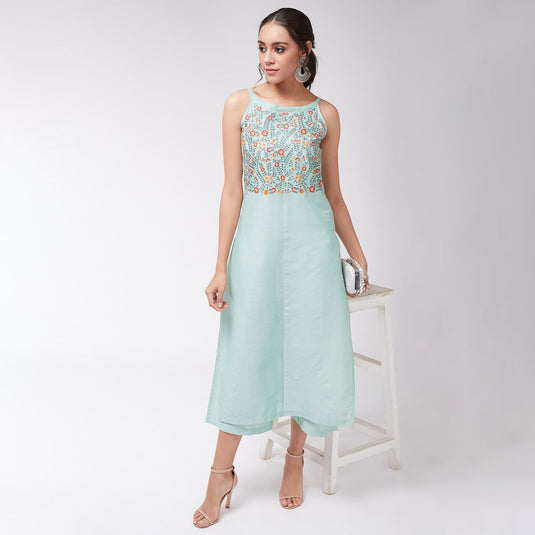 Embroidered Pastel Sleeveless Semi-Festive Kurta