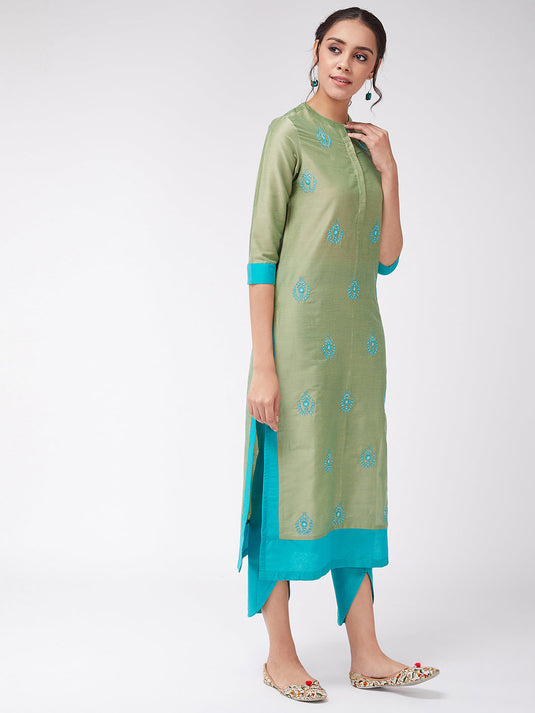 Embroidered Side Dual Patch Semi-Festive Kurta