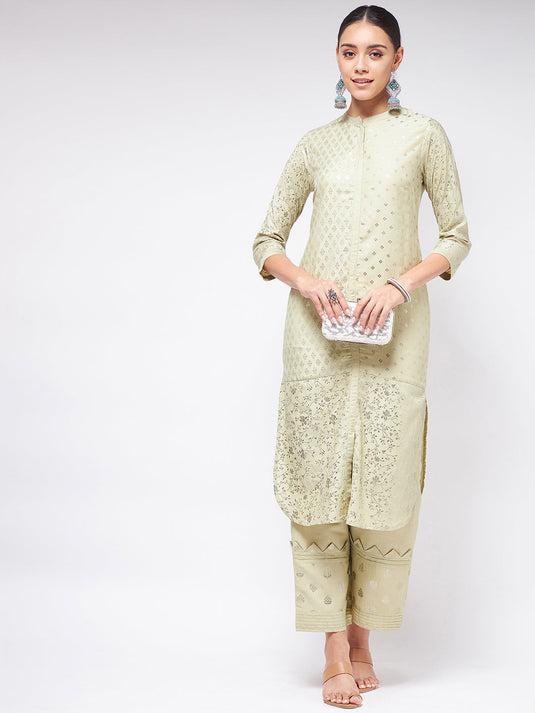 Pista Festive Foil Printed Kurta With U-Shape Hemline