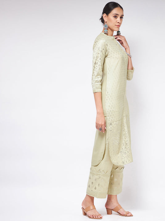 Pista Festive Foil Printed Kurta With U-Shape Hemline