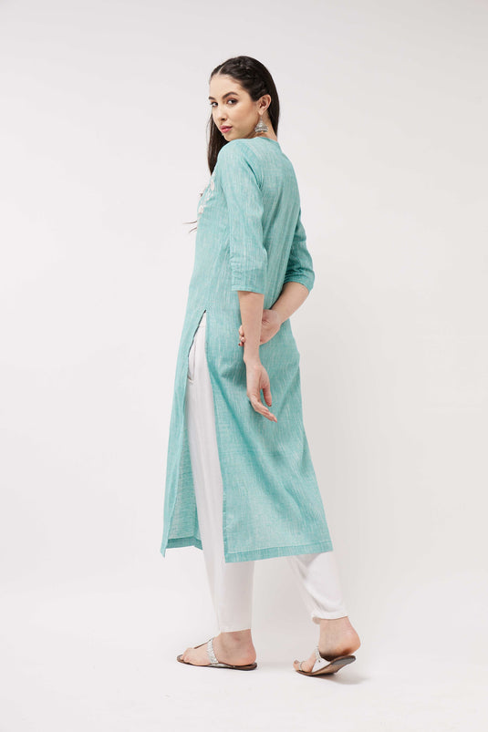 Chambray Embroidered Quarter Sleeves Kurta