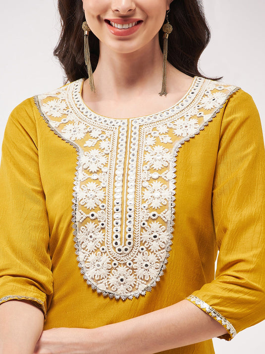 Festive Embroidered Neck-Patch Kurta With Laces