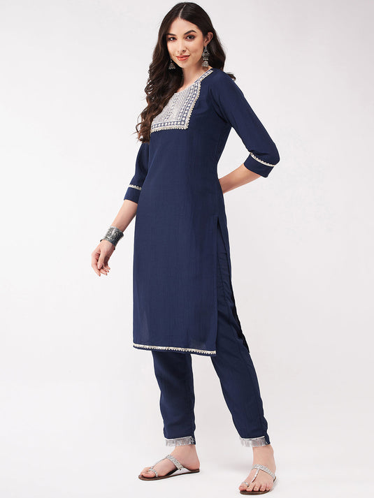 Festive Embroidered Square Neck-Patch Kurta With Laces