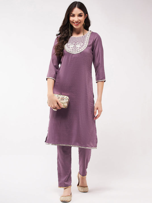 Festive Embroidered Round Neck-Patch Kurta With Laces