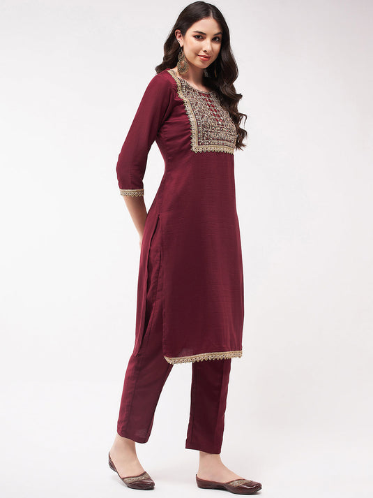 Festive Gold Embroidered Square Neck-Patch Kurta With Laces