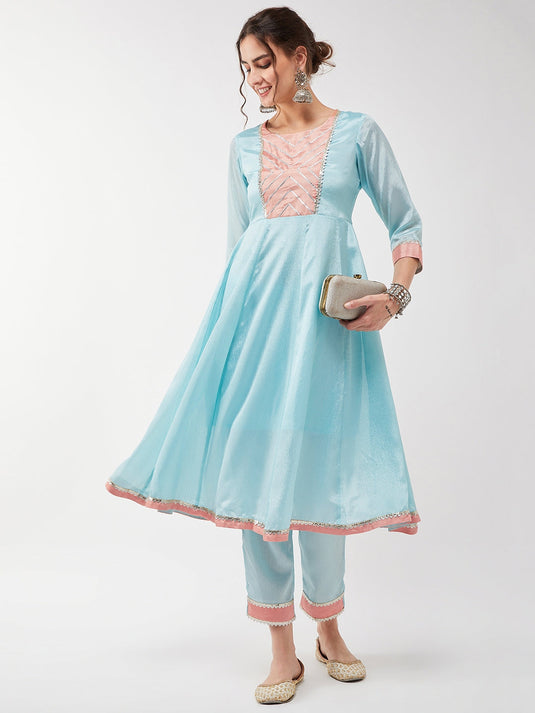 Festive Pastel Lace Detailed Flared Kurta