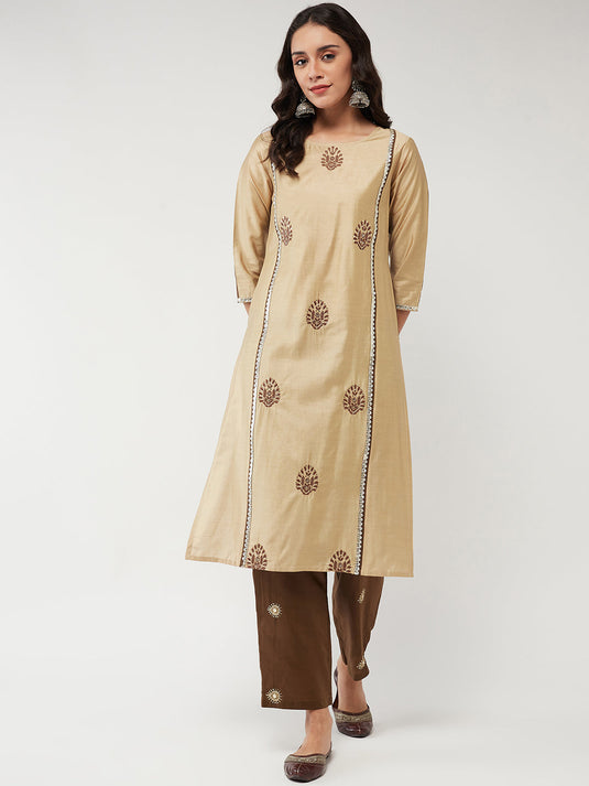 Fusion Embroidered Allover With Color-Blocking Kurta