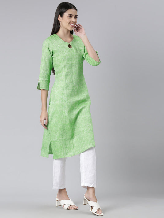 Women Solid Green and White Kurta Set