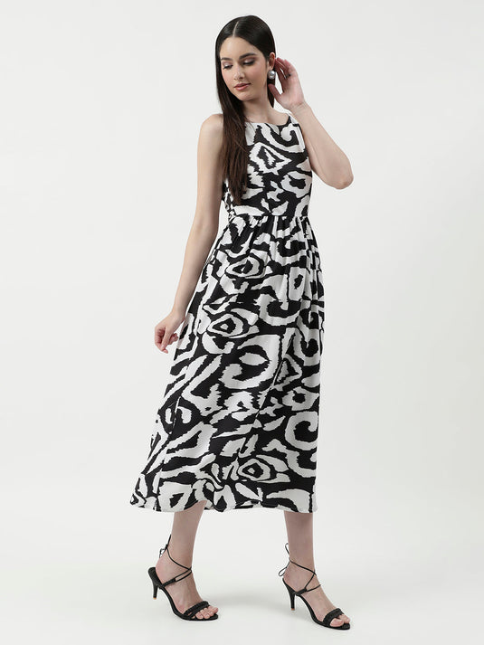 Monocromatic Digital Printed Maxi Dress