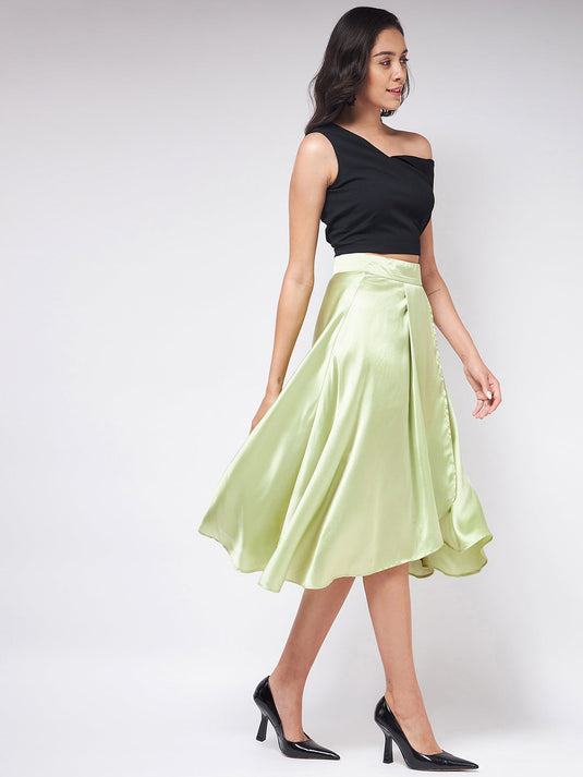 Flaunt Yourself In Stylish Crop Top With Flared Skirt Set