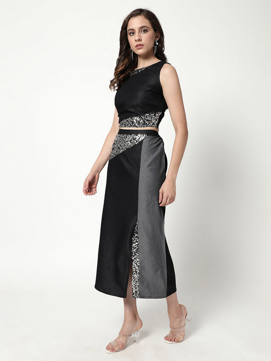 Solid Top And Skirt Set With Sequin Patch