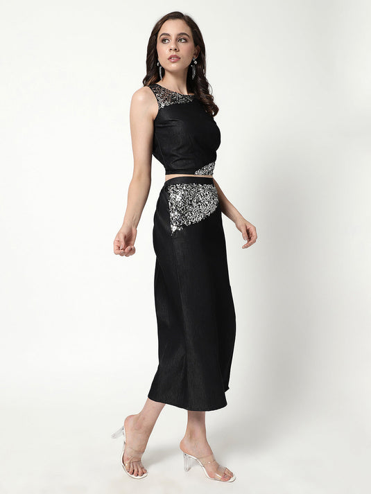 Solid Top And Skirt Set With Sequin Patch