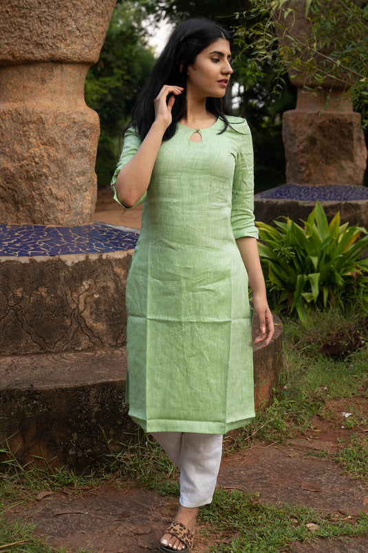 Women Parrot Green Kurta