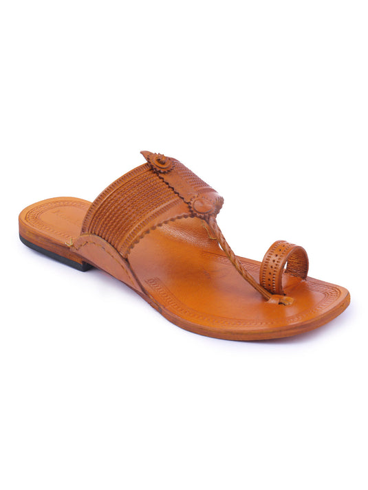 Tranquil Yellow Women's Kolhapuri Chappal