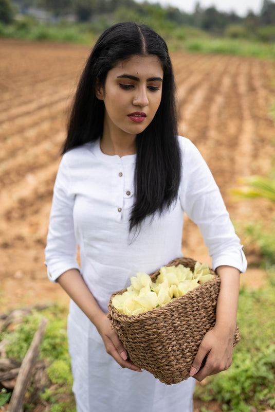 Women White Kurta