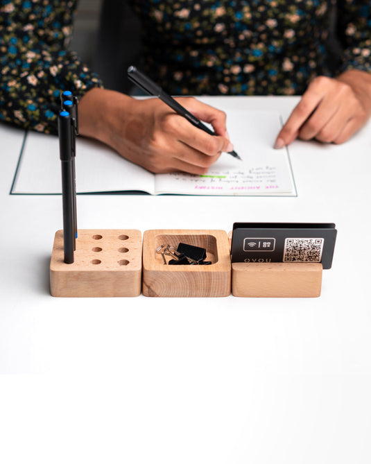 Blocks desk & table organiser