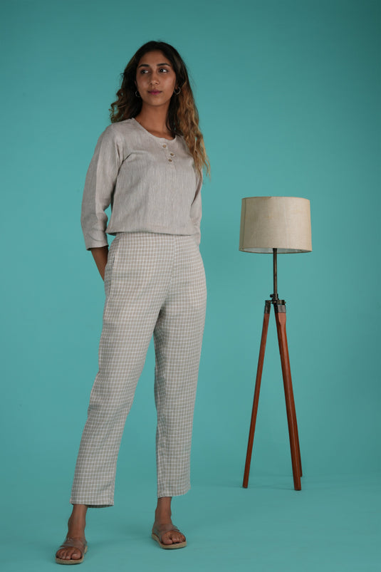 Ecentric Women Beige White Checks Hemp Lounge Pant