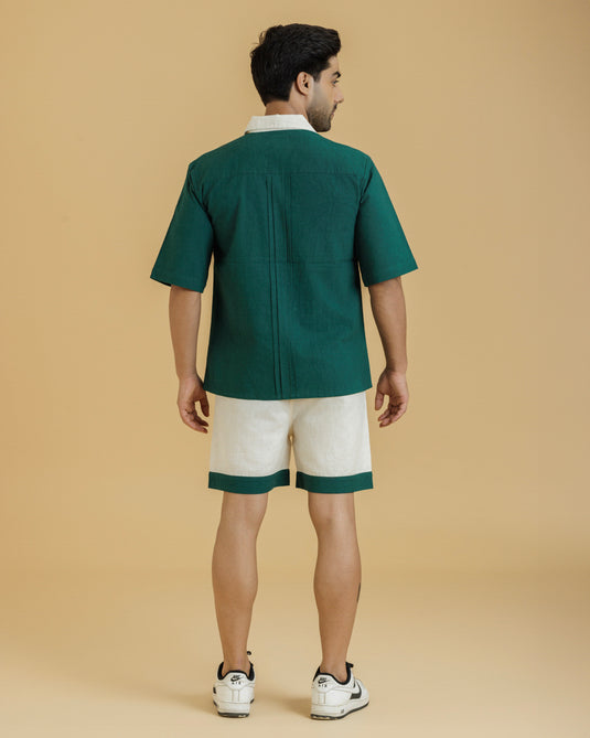 HEMPORIO Men's beige Shorts with Green Patch