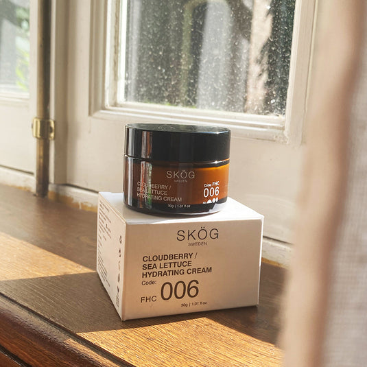 SKOG CLOUDBERRY/SEA LETTUCE HYDRATING CREAM with arctic berries for bright plump skin for all skin types