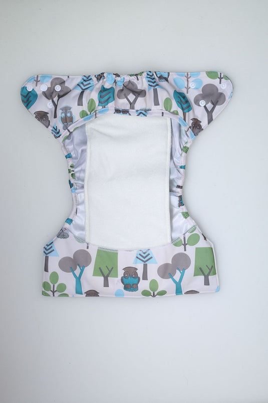 Diaper Cover (Trees) + 1 Wet free Insert